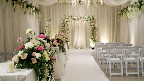 Organisation mariage pas cher : guide complet pour réussir votre grand jour sans vous ruiner